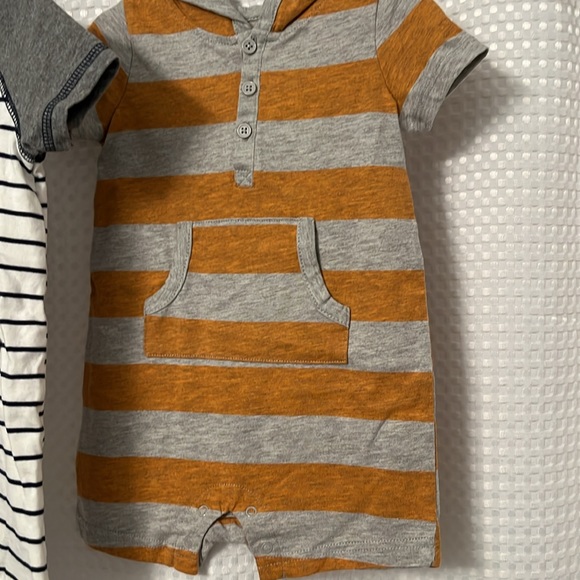 Baby Rompers - Picture 2 of 5